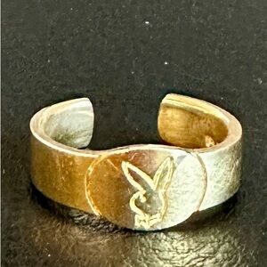 Playboy toe ring
